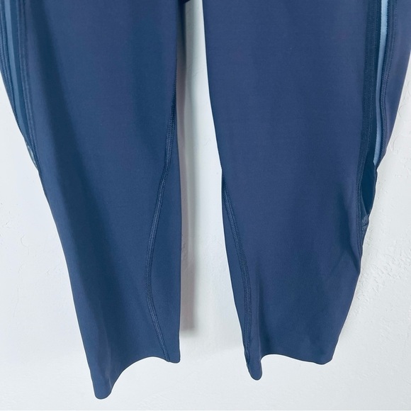 Lululemon Pace Perfect Crop Leggings Boysenberry Purple 17" Size 4 - Picture 3 of 11